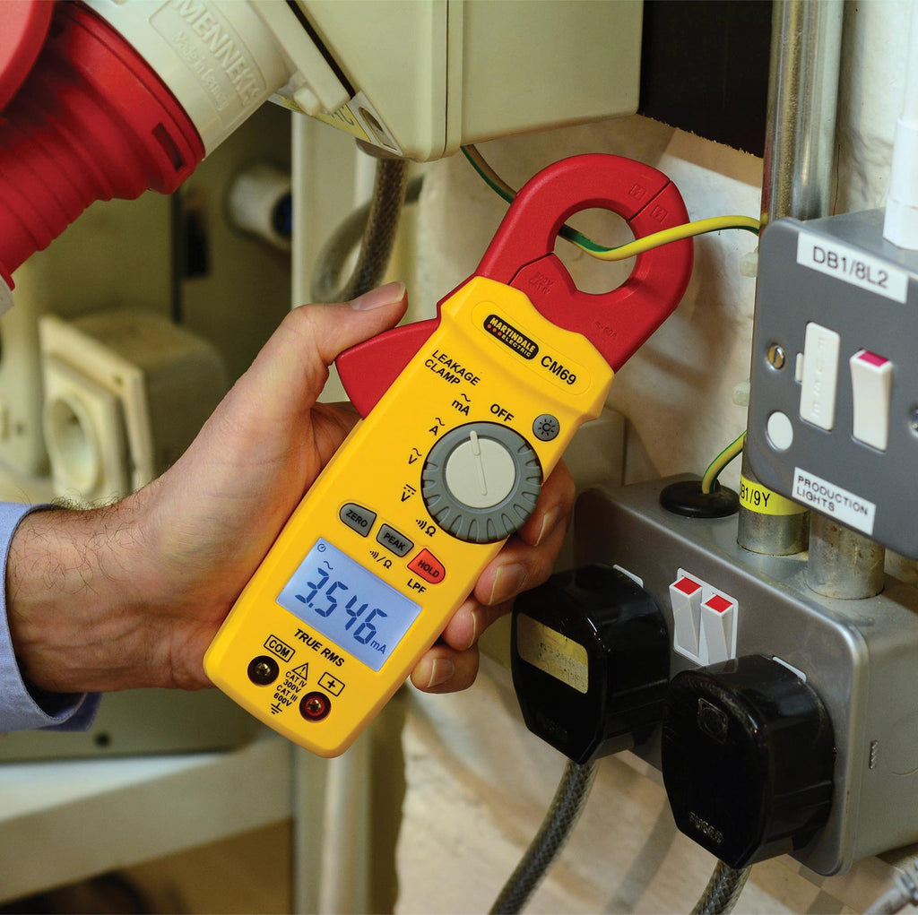 Martindale MARCM69 | CM69 AC TRMS Earth Leakage Clamp Meter | 6 mA to 60 A, 1 µA Resolution - generaltechuae (3)