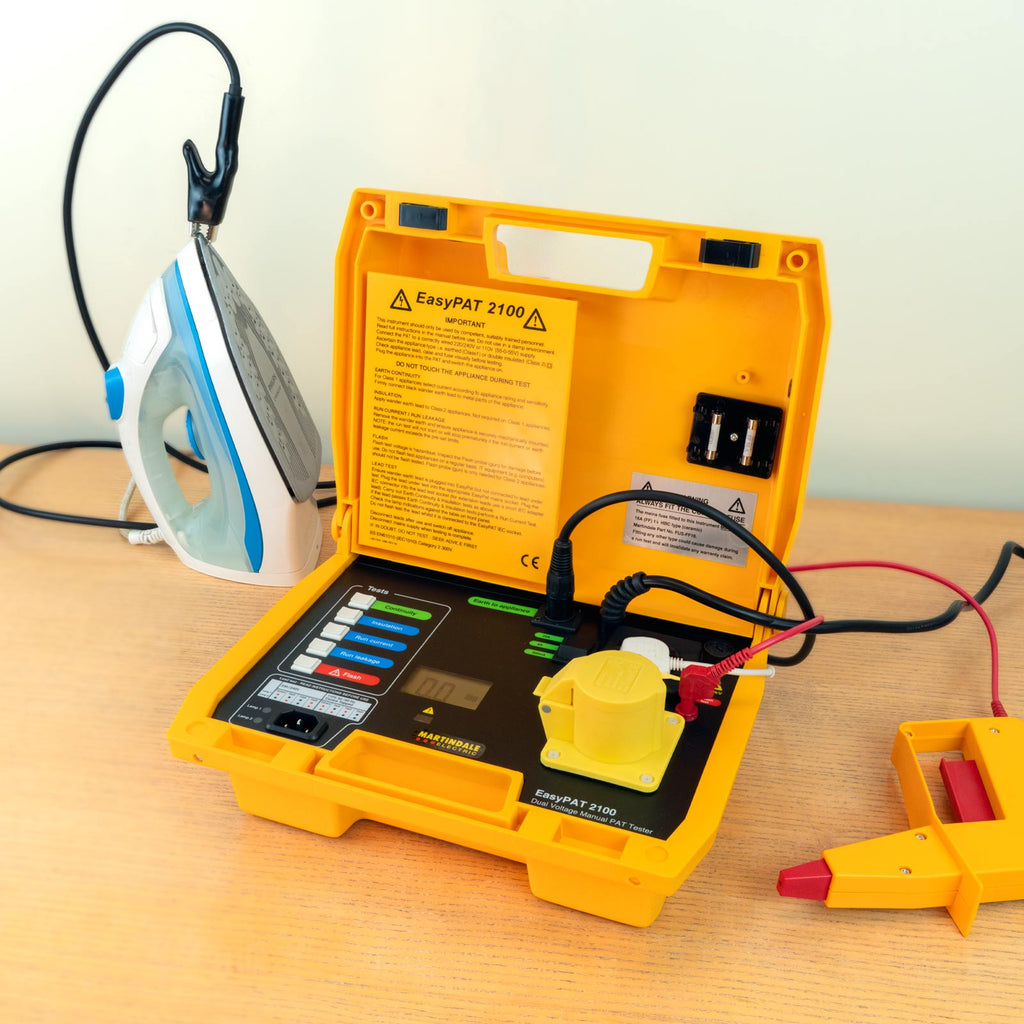 Martindale MAREPAT2100 | EPAT2100 Dual Voltage Manual PAT Tester | Flash, run & leakage tests - generaltechuae (3)