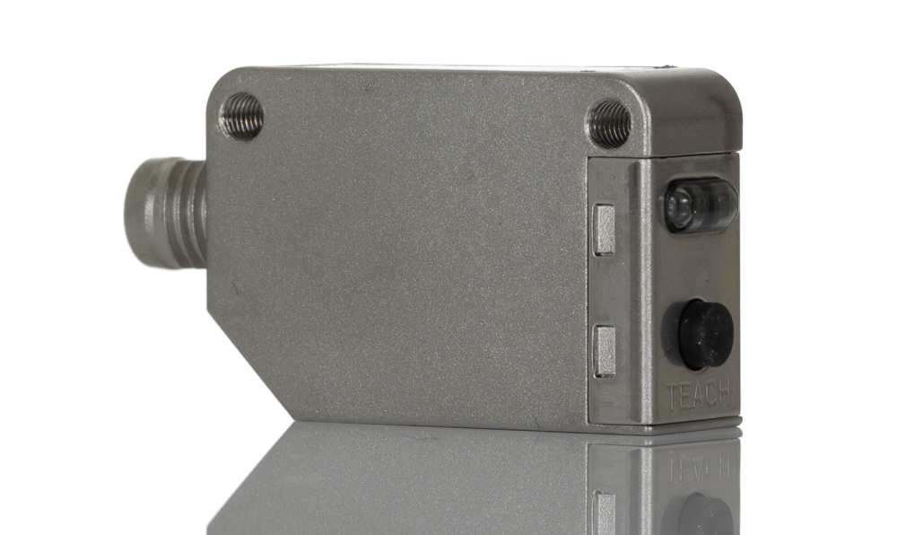 Omron E3ZM-B66, Retroreflective Photoelectric Sensor, Block Sensor, 500 mm Detection Range