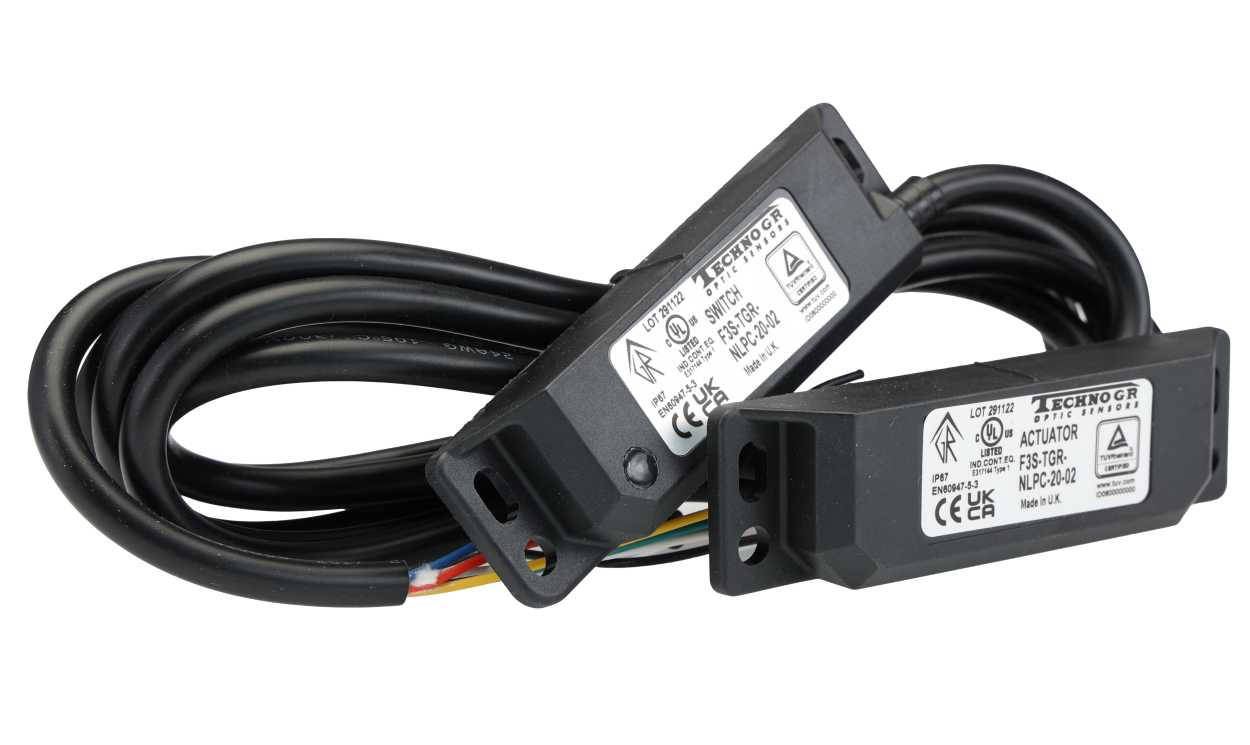 Omron F3S-TGR-NLPC-20-02, F3S-TGR-N Series Magnetic Non-Contact Safety Switch, 24V dc, Polyester Housing, 2NC, 2m Cable