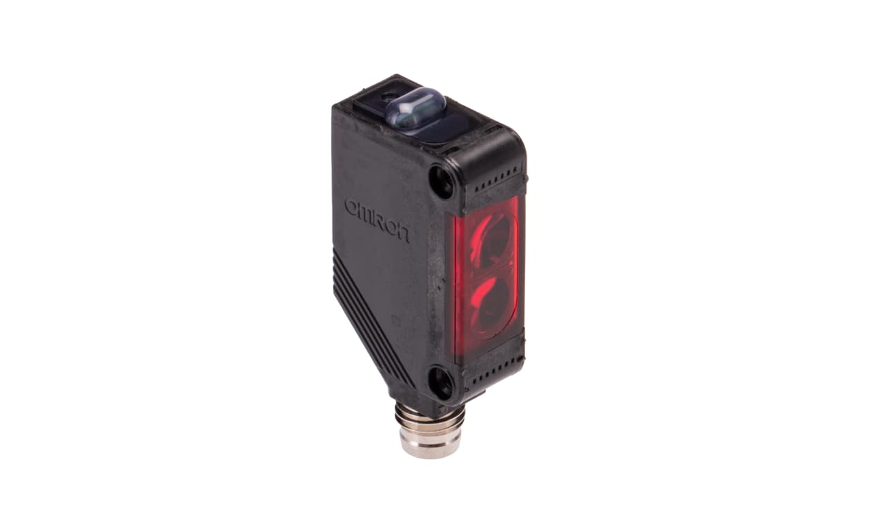 Omron E3Z-R86H, Retroreflective Photoelectric Sensor, 4 m Detection Range