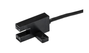 Omron EE-SX672P-WR 1M, Through Beam Photoelectric Sensor, Slot Sensor, 5 mm Detection Range