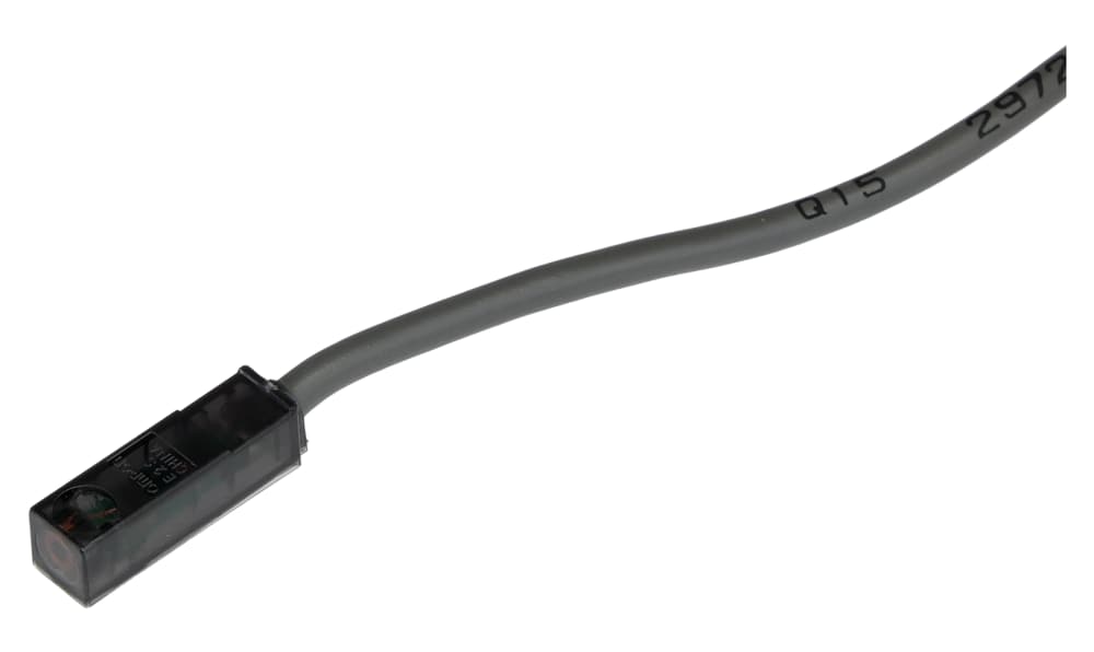 Omron E2S-Q15 1M, Inductive Block Proximity Sensor, 1.6 mm Detection, PNP NO, 12 → 24 V dc