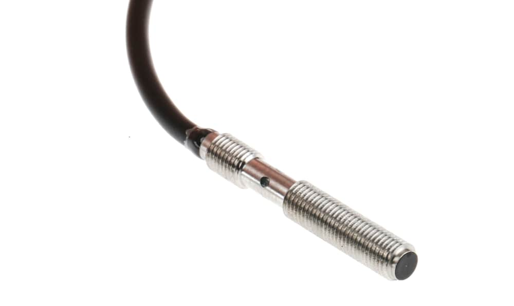 Omron E2E-S04SR8-WC-C1 2M, Inductive Threaded Barrel Proximity Sensor, M4, 0.8 mm Detection, NPN NO, 10 → 30 V dc