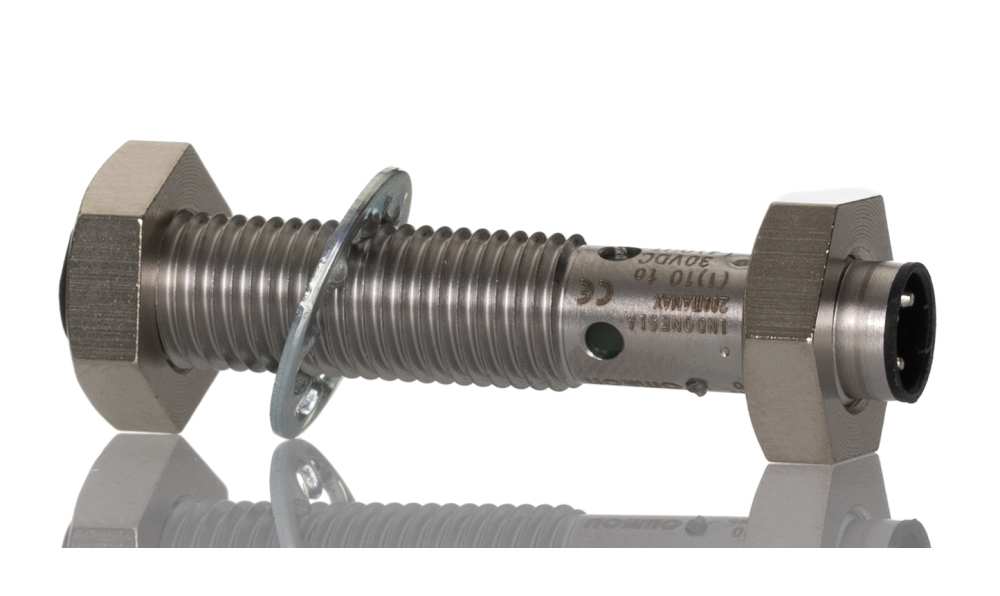 Omron E2B-S08KS02-MC-B1, Inductive Threaded Barrel Proximity Sensor, M8, 2 mm Detection, PNP NO, 10 → 30 V dc