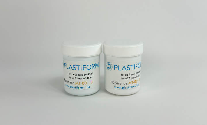 Plastiform MT-001-B | M25 Flexible Manual Replication Putty | 90 ml Pot, 15% extraction - generaltechuae