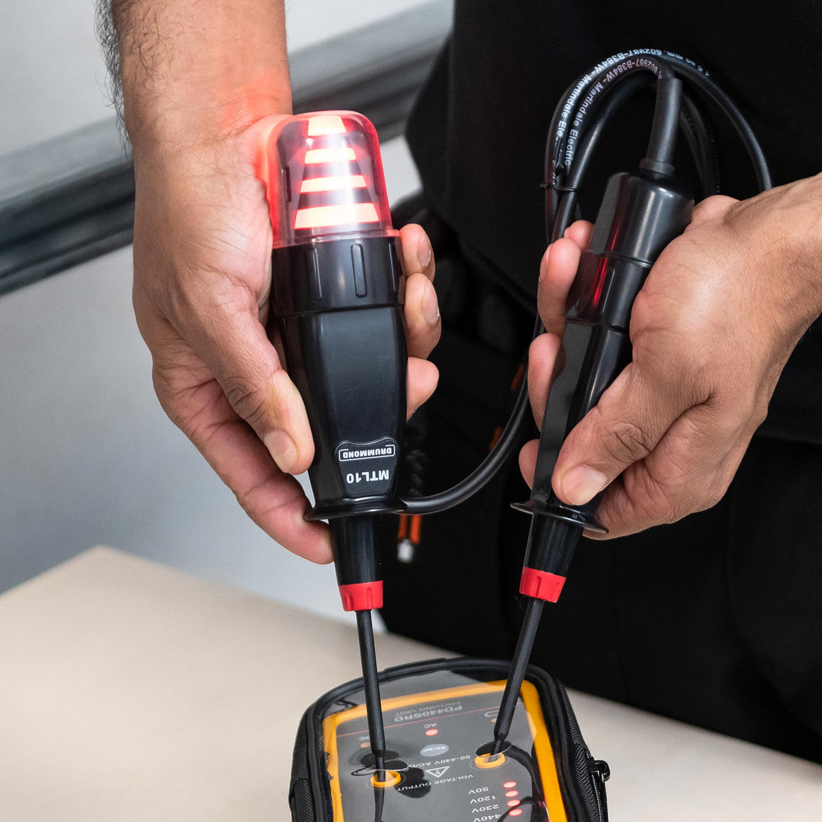 Martindale DRUMTL10 | Drummond MTL10 Test Lamp | 50/100/200/400V, CAT IV 600V - generaltechuae (3)
