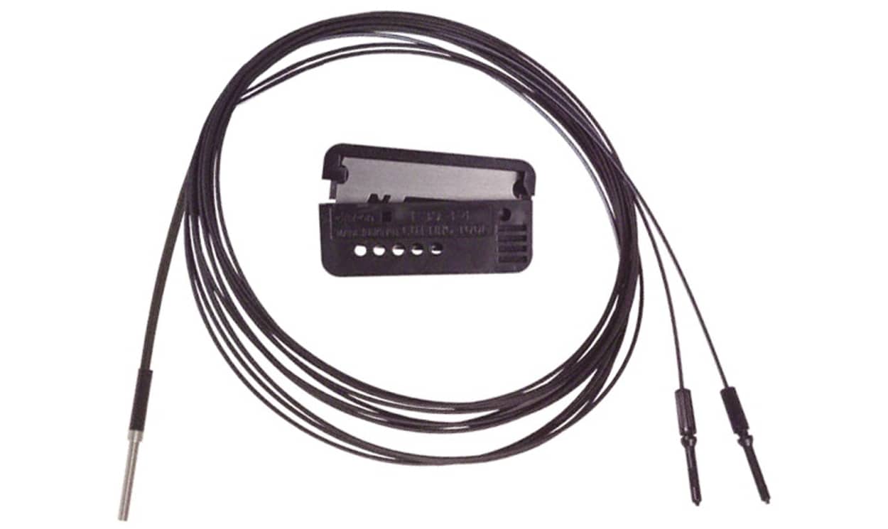 Omron E32-D22L 2M, Plastic Fibre Optic Sensor, IP67