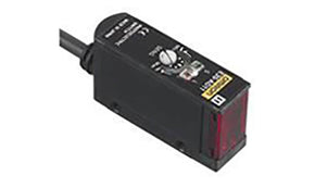 Omron E3S-AD63, Diffuse Photoelectric Sensor, Block Sensor, 100 mm Detection Range