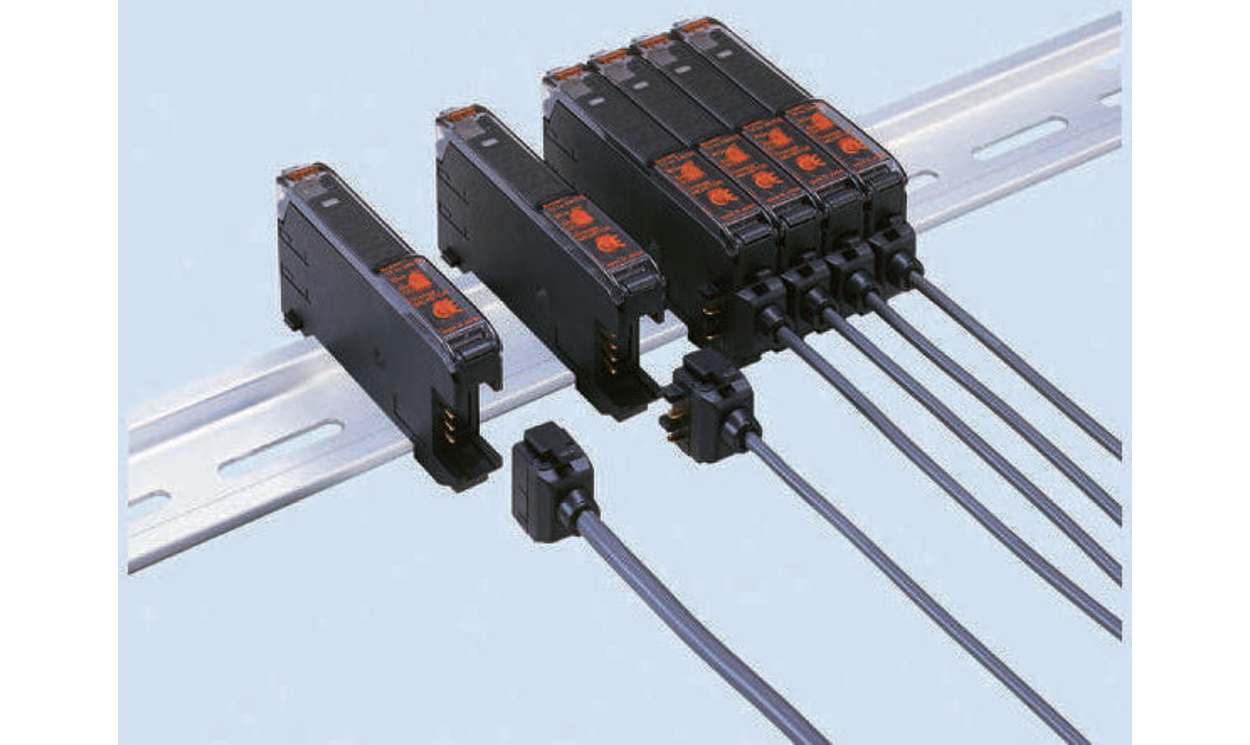 Omron E3X-CN12 2M, Connector for Use with E3X-DA-S Series, MDA Series - generaltechuae