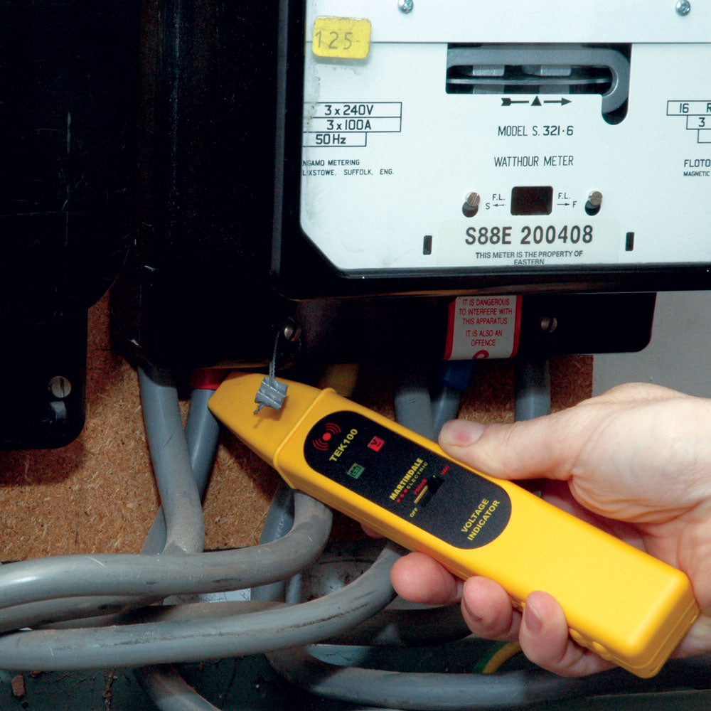 Martindale MARTEK100 | TEK100 Non-Contact Voltage Detector | 100–600V AC - generaltechuae (3)