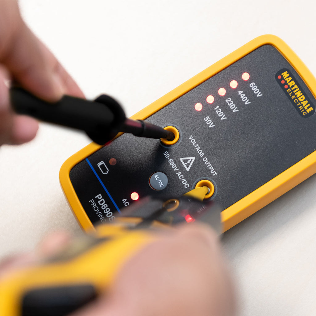 Martindale MARVT12PD-S | VT12PD-S Voltage Tester & Proving Unit Kit | 12–690V - generaltechuae (3)