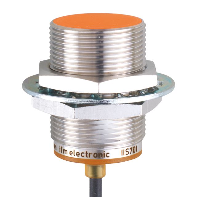 ifm IIS700, Inductive Threaded Barrel Proximity Sensor, M30, 15 mm Detection, NPN NO, 10 → 30 V dc