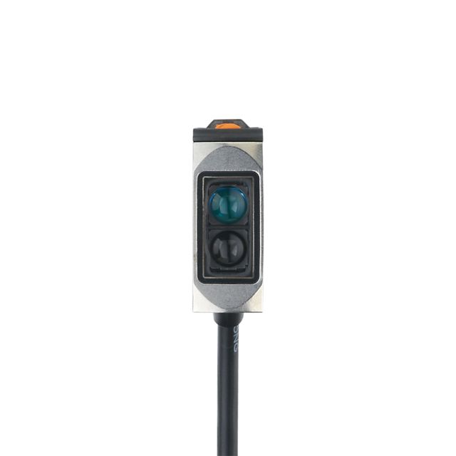 ifm O6P300, Retroreflective Photoelectric Sensor, Rectangular Sensor, 0.05 → 5 m Detection Range