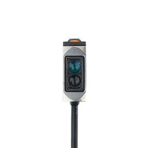 ifm O6P304, Retro Reflective Photoelectric Sensor, Rectangular Sensor, 0.05 → 5 m Detection Range