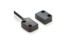 Omron F3S-TGR-NMPR-21-M1J8, F3S-TGR-NR Series Magnetic Non-Contact Safety Switch, 24V dc, Plastic Housing, NO/2NC, M12