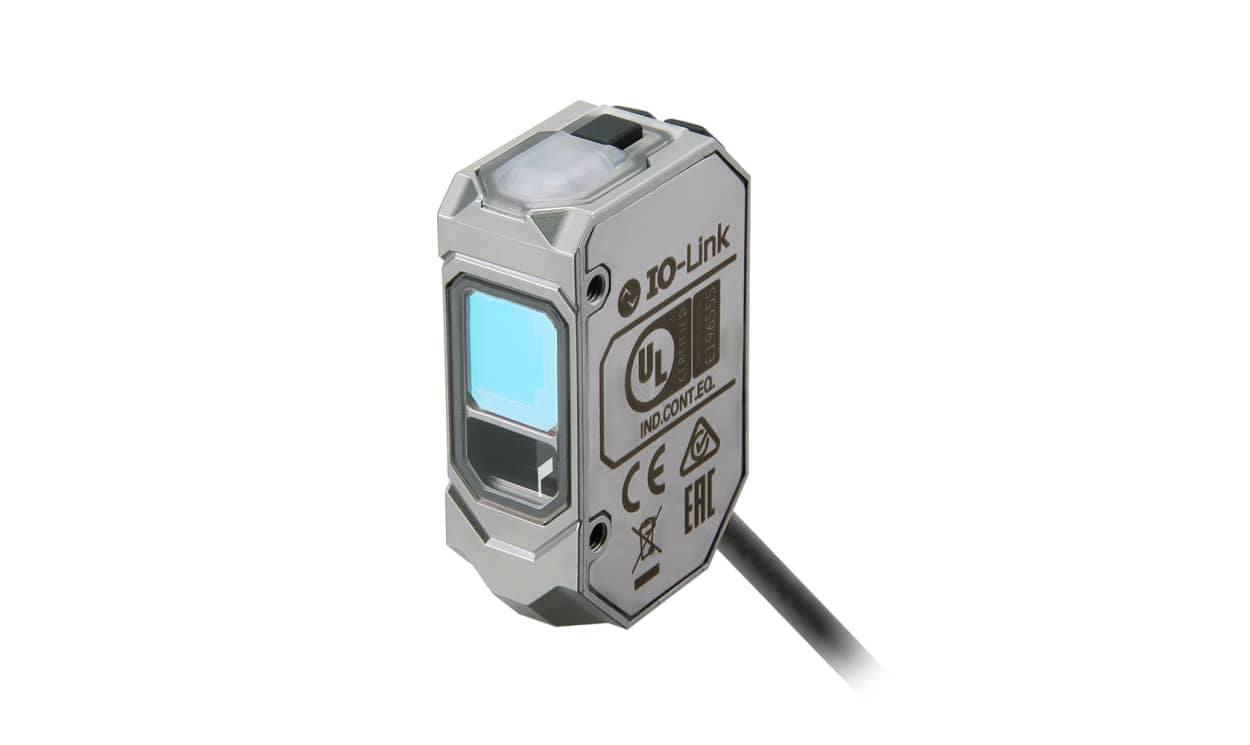 Omron E3AS-HL150MN 2M, Background Suppression Photoelectric Sensor, Block Sensor, 35 mm → 150 mm Detection Range IO-LINK