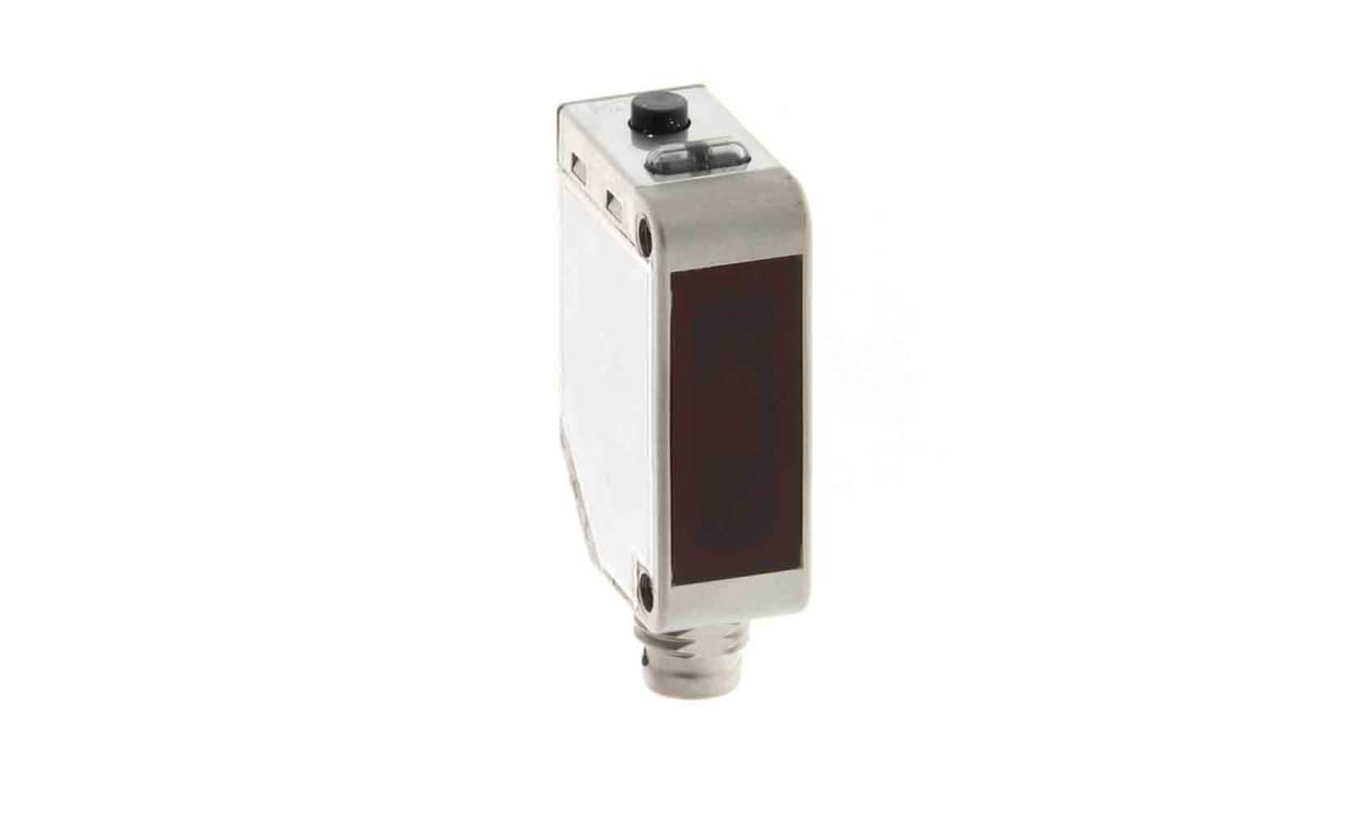 Omron E3ZM-B86-1, Retroreflective Photoelectric Sensor, Block Sensor, 100 mm Detection Range