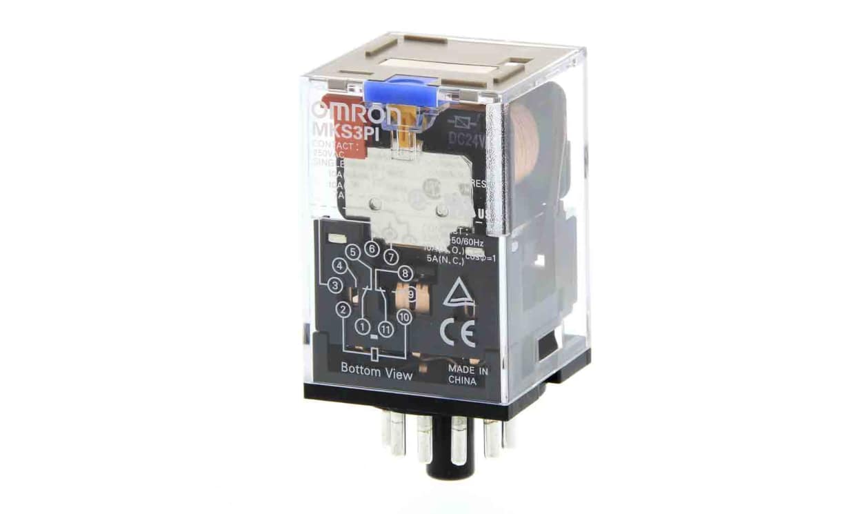 Omron MKS3PI DC24, Non-Latching Relay, 10A Switching Current, 3PDT