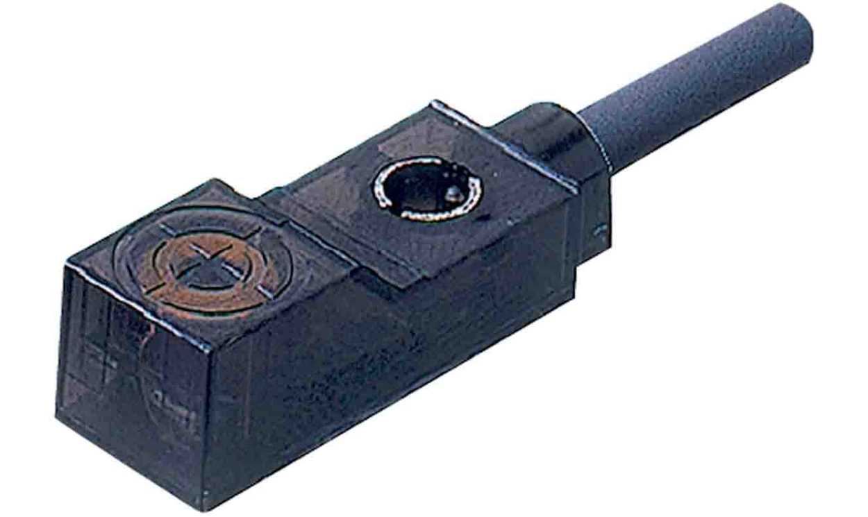 Omron E2S-W21 1M, Inductive Block Proximity Sensor, 2.5 mm Detection, 2-Wire NO, 12 → 24 V dc - generaltechuae