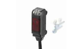Omron E3T-SR44-C 2M, Retroreflective Photoelectric Sensor, 200 mm Detection Range - generaltechuae