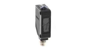 Omron E3Z-LR66, Retroreflective Photoelectric Sensor, Block Sensor, 15 mm Detection Range