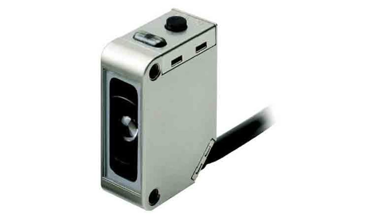 Omron E3ZM-V81 5M, Diffuse Photoelectric Sensor, Block Sensor, 12 mm Detection Range