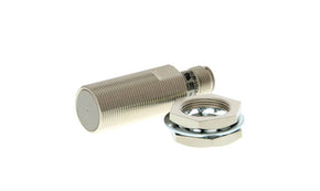 Omron E2E-X7D2-M1G, Inductive Threaded Barrel Proximity Sensor, M18, 7 mm Detection, 2-Wire NC, 10 → 30 V dc