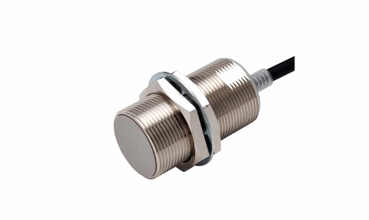 Omron E2E-X15C2L30 2M, Inductive Threaded Barrel Proximity Sensor, M30, 15 mm Detection, NPN NC, 10 → 30 V dc