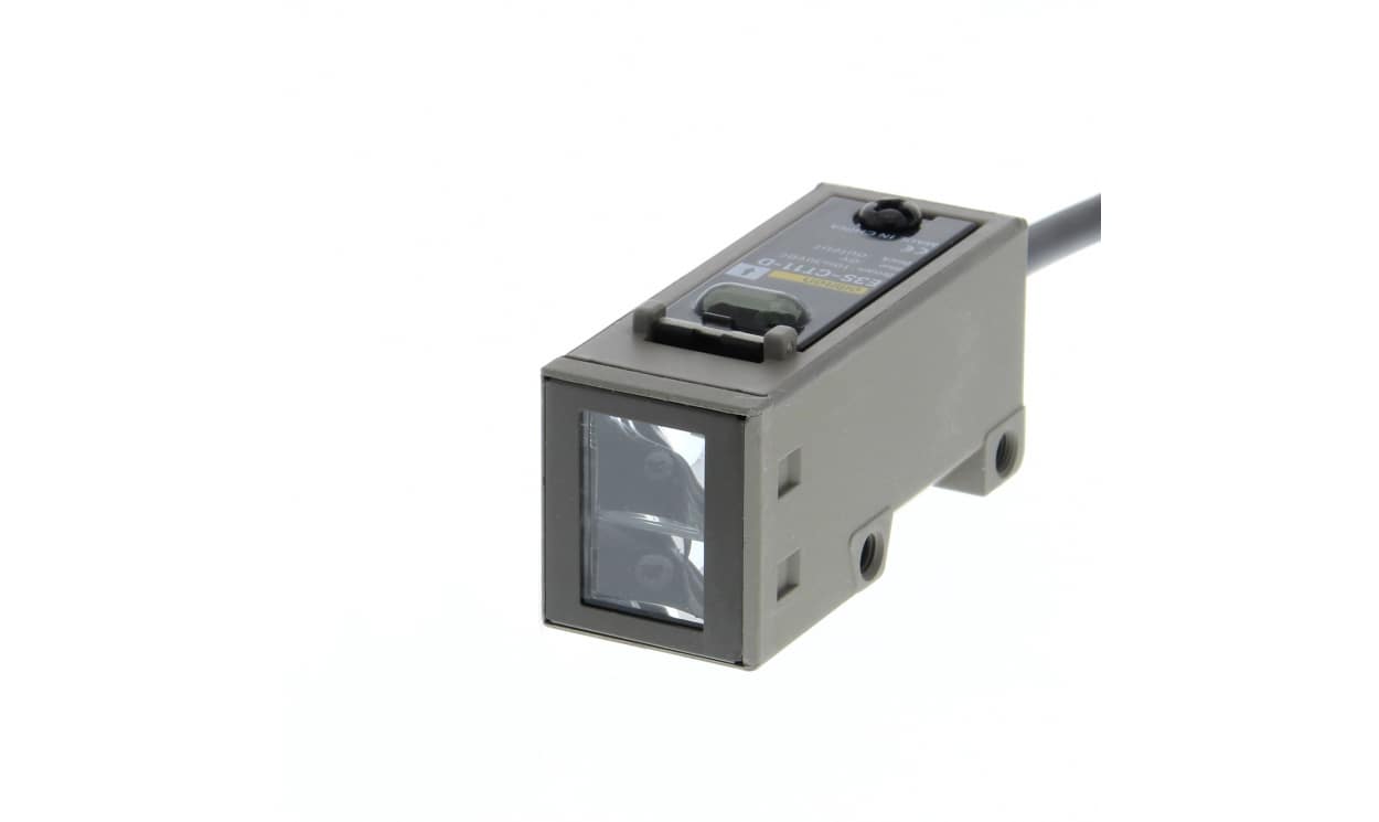 Omron E3S-CT11-D 5M, Through Beam Photoelectric Sensor, Block Sensor, 30000 mm Detection Range