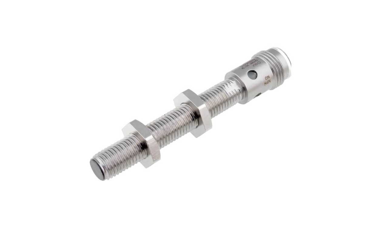 Omron E2A-S08LS02-M1-B1, Inductive Threaded Barrel Proximity Sensor, M8, 2 mm Detection, PNP NO, 12 → 24 V dc - generaltechuae