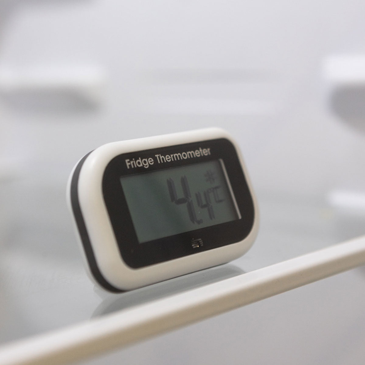 ETI 810-251 | Digital Fridge Thermometer | Safety zone indicator, IP65, -9.9 to 49.9 °C - generaltechuae (2)