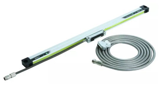 Mitutoyo 539-220-40 | Linear Scale AT113 | Cable Length 5 m | Effective Length 1300 mm | Mass 2.2 kg - generaltechuae