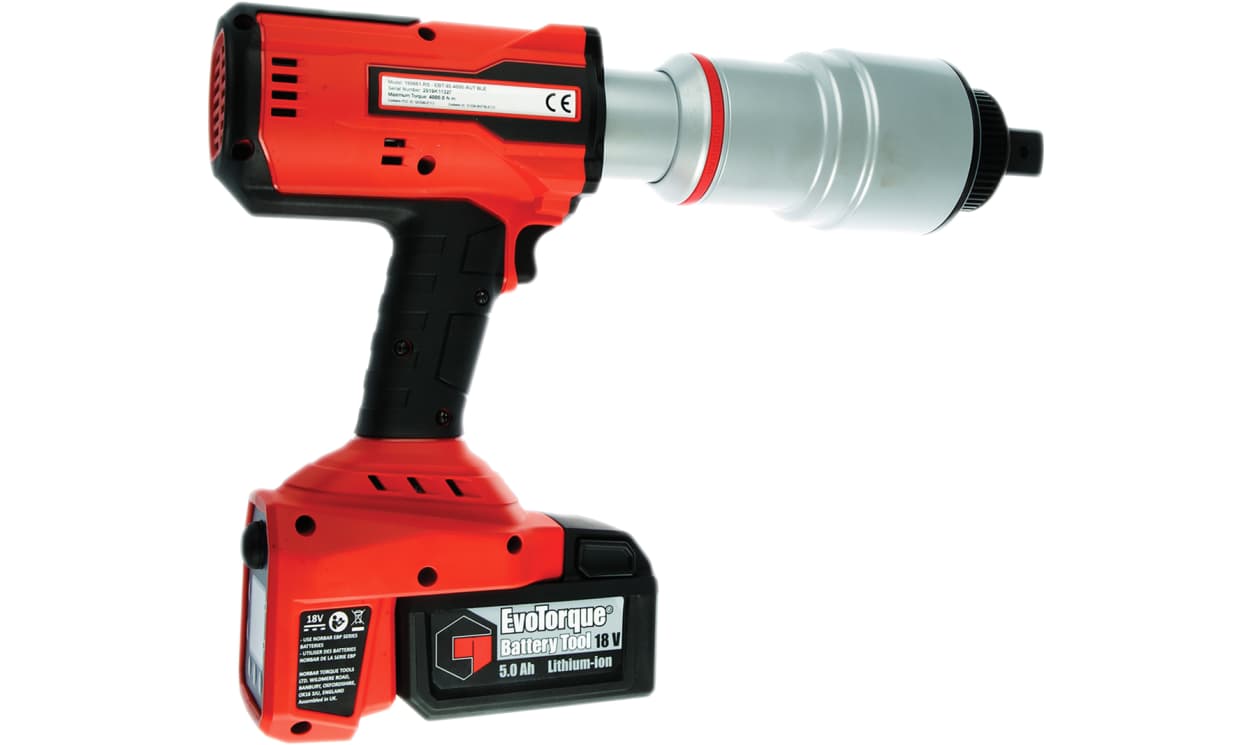 Norbar 180661 Torque Tools EBT-92-4000 Auto 2 Speed Cordless Torque Wrench, 800Nm- 4000Nm, 1 in Drive, 2 Type G - British 3-pin - generaltechuae