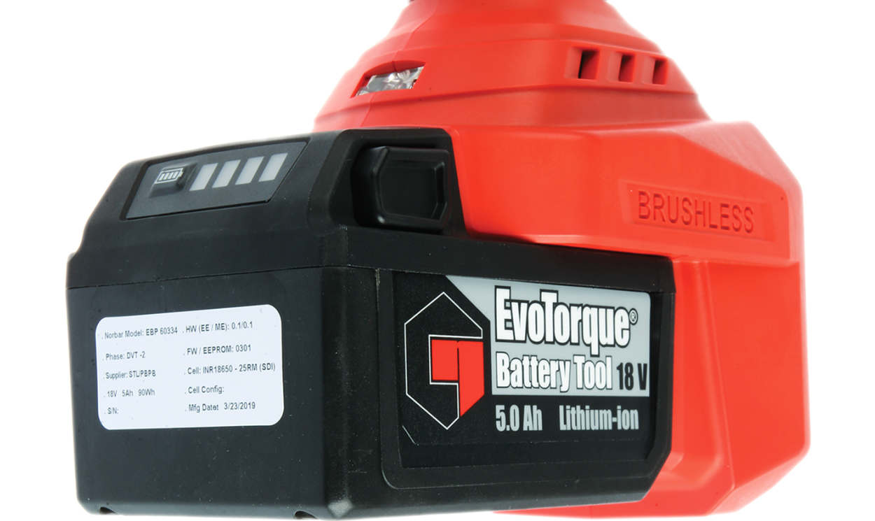 Norbar 180661 Torque Tools EBT-92-4000 Auto 2 Speed Cordless Torque Wrench, 800Nm- 4000Nm, 1 in Drive, 2 Type G - British 3-pin - generaltechuae