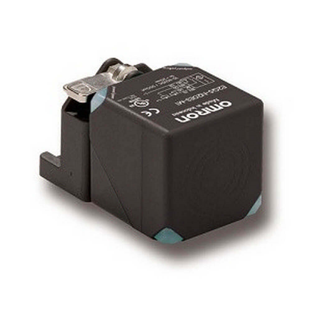 OMRON E2Q5-N40MF3-M1 | Long distance square inductive proximity sensor, 40 mm, unshielded, PNP NO+NC, M12 connector - generaltechuae