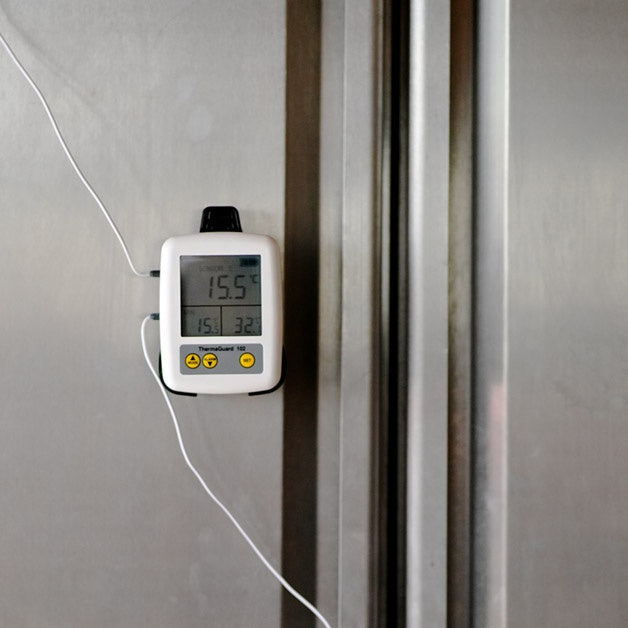 ETI 226-512 | ThermaGuard Fridge Freezer Alarm Thermometer | Model 102 - generaltechuae